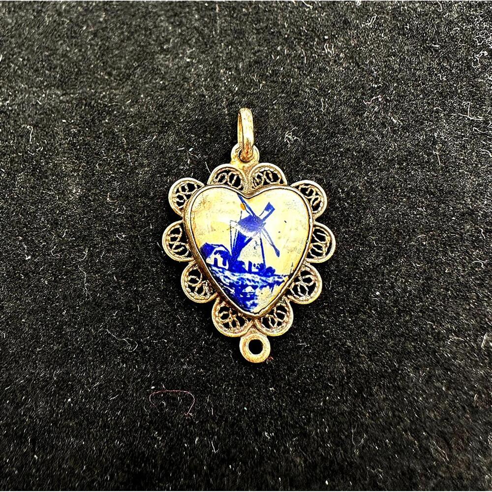 Delft Charm Pendant Heart-Shaped Blue Windmill 925 Silver